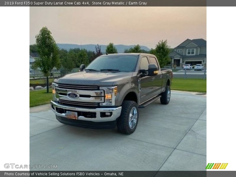Stone Gray Metallic / Earth Gray 2019 Ford F350 Super Duty Lariat Crew Cab 4x4