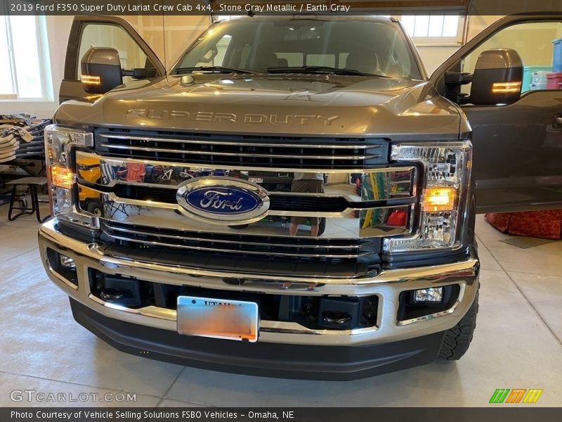 Stone Gray Metallic / Earth Gray 2019 Ford F350 Super Duty Lariat Crew Cab 4x4