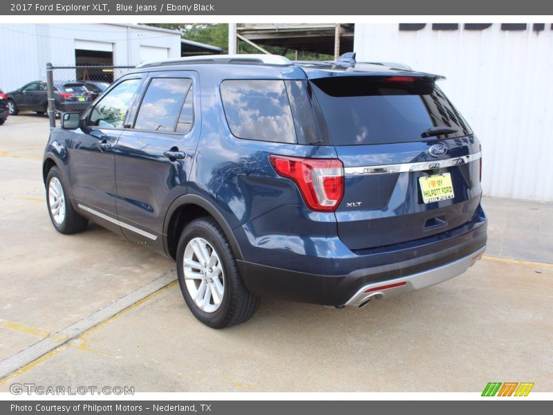 Blue Jeans / Ebony Black 2017 Ford Explorer XLT