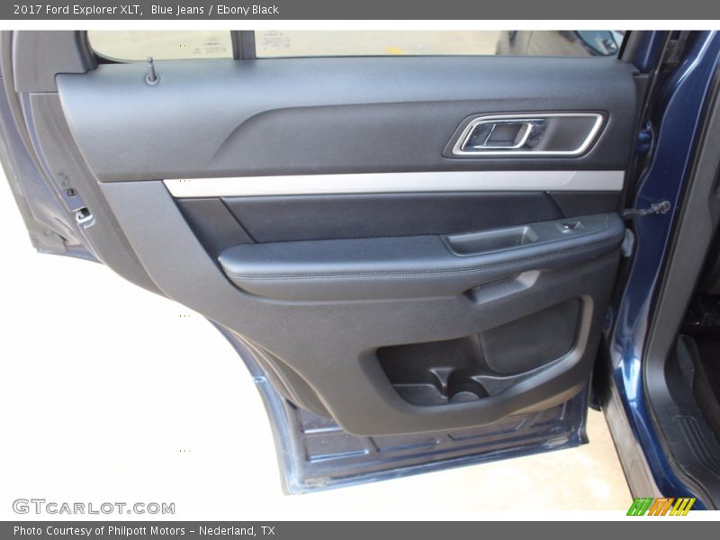 Blue Jeans / Ebony Black 2017 Ford Explorer XLT