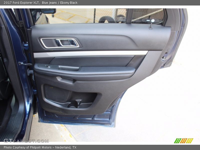 Blue Jeans / Ebony Black 2017 Ford Explorer XLT