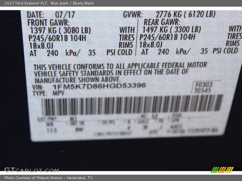 Blue Jeans / Ebony Black 2017 Ford Explorer XLT
