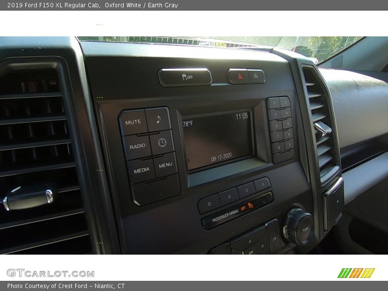 Oxford White / Earth Gray 2019 Ford F150 XL Regular Cab