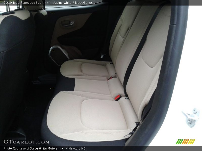 Alpine White / Black/Sandstorm 2019 Jeep Renegade Sport 4x4