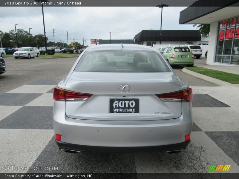 Atomic Silver / Chateau 2018 Lexus IS 300