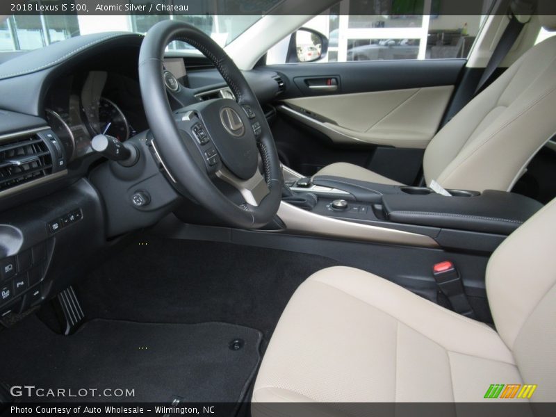Atomic Silver / Chateau 2018 Lexus IS 300