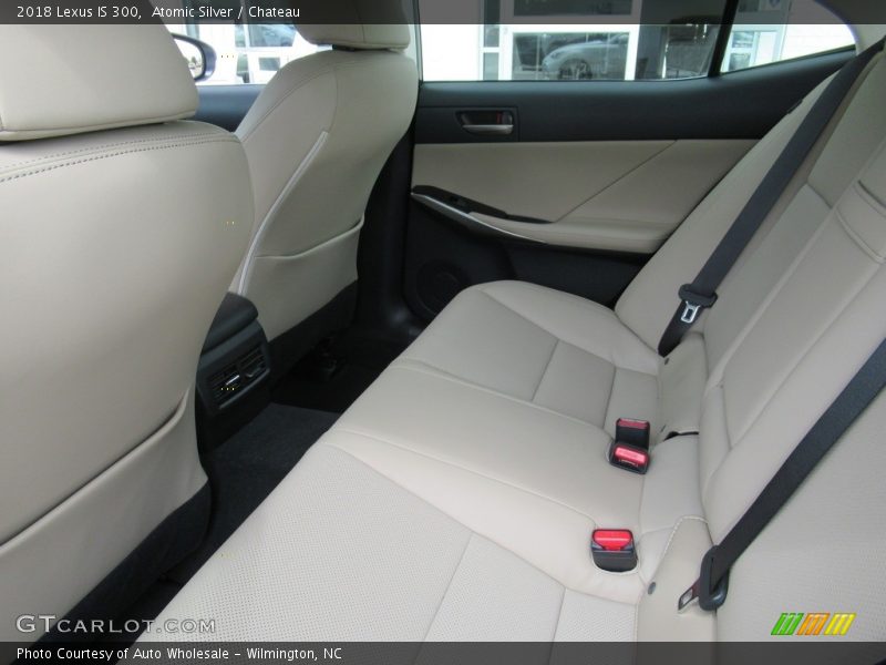 Atomic Silver / Chateau 2018 Lexus IS 300