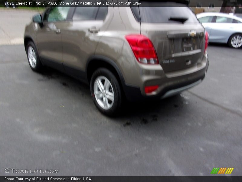 Stone Gray Metallic / Jet Black/­Light Ash Gray 2021 Chevrolet Trax LT AWD
