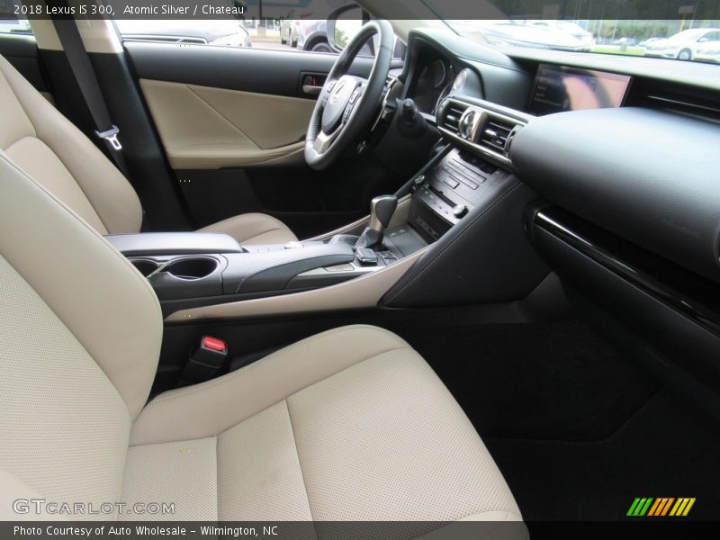Atomic Silver / Chateau 2018 Lexus IS 300