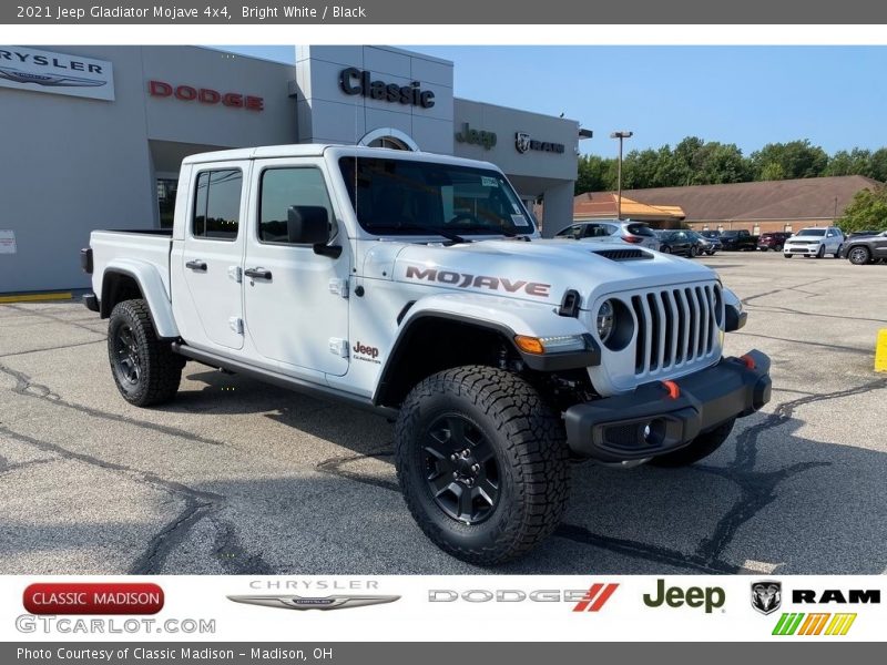 Bright White / Black 2021 Jeep Gladiator Mojave 4x4