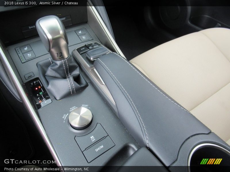 Atomic Silver / Chateau 2018 Lexus IS 300