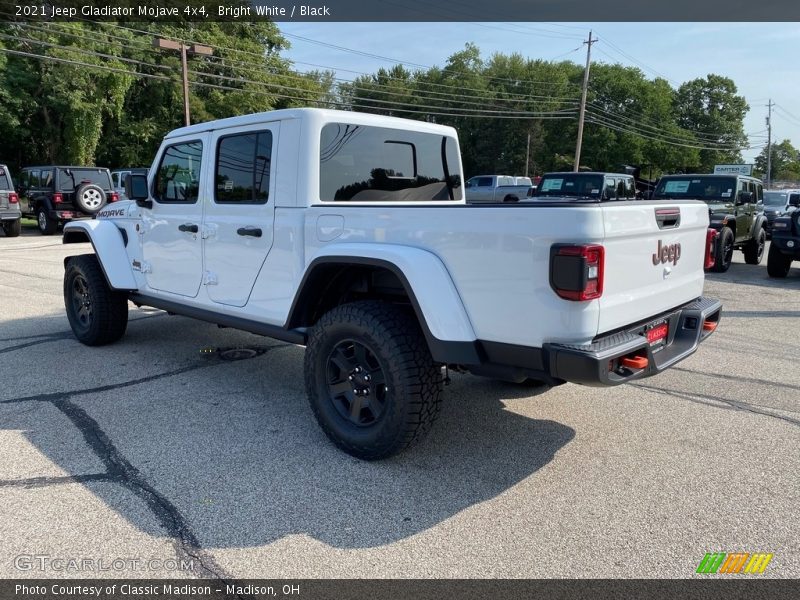 Bright White / Black 2021 Jeep Gladiator Mojave 4x4