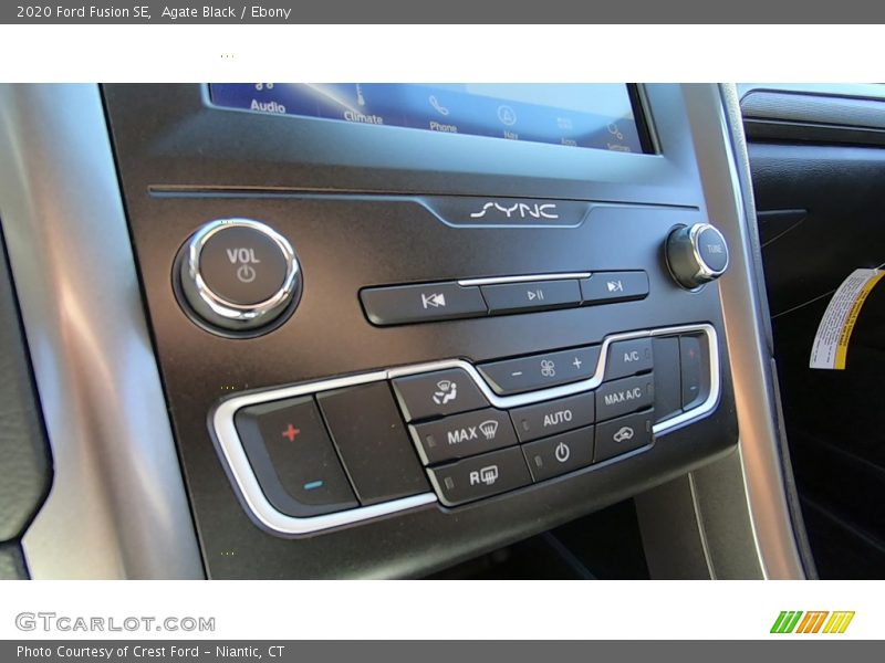 Agate Black / Ebony 2020 Ford Fusion SE