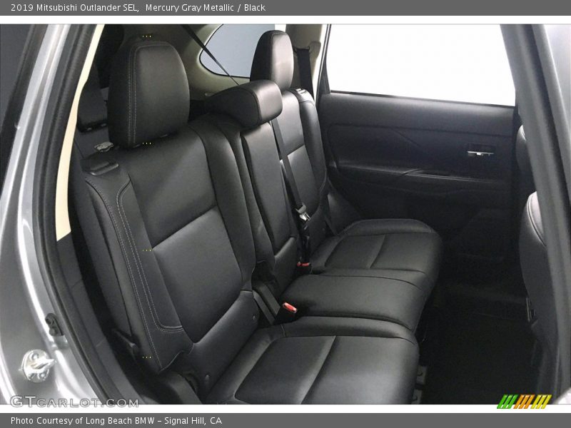 Mercury Gray Metallic / Black 2019 Mitsubishi Outlander SEL