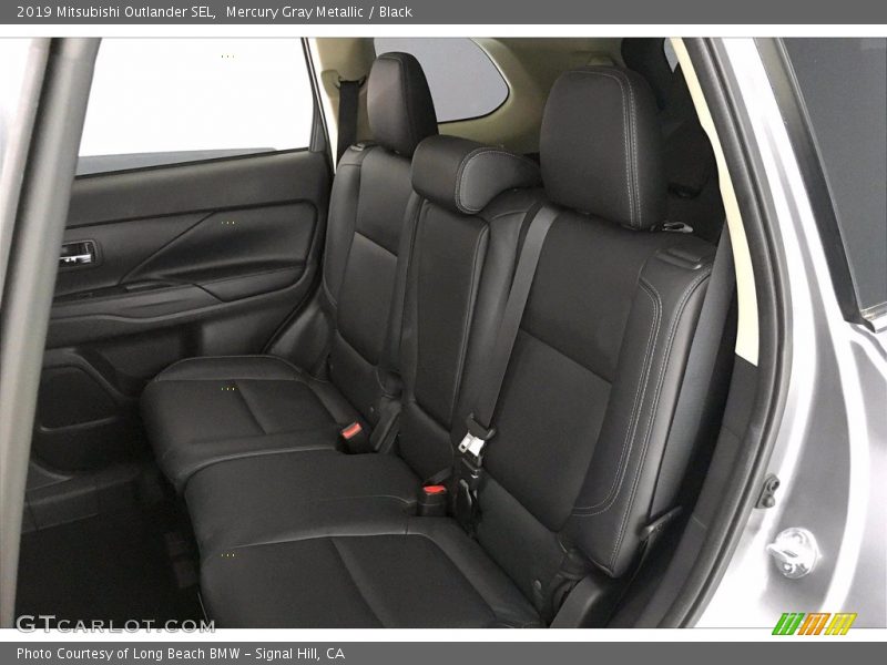 Mercury Gray Metallic / Black 2019 Mitsubishi Outlander SEL