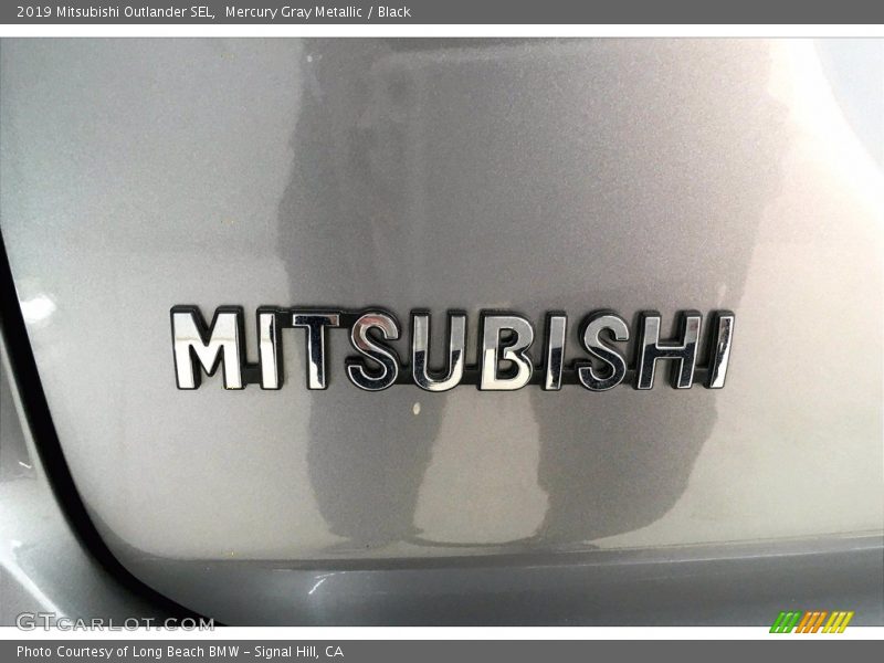 Mercury Gray Metallic / Black 2019 Mitsubishi Outlander SEL