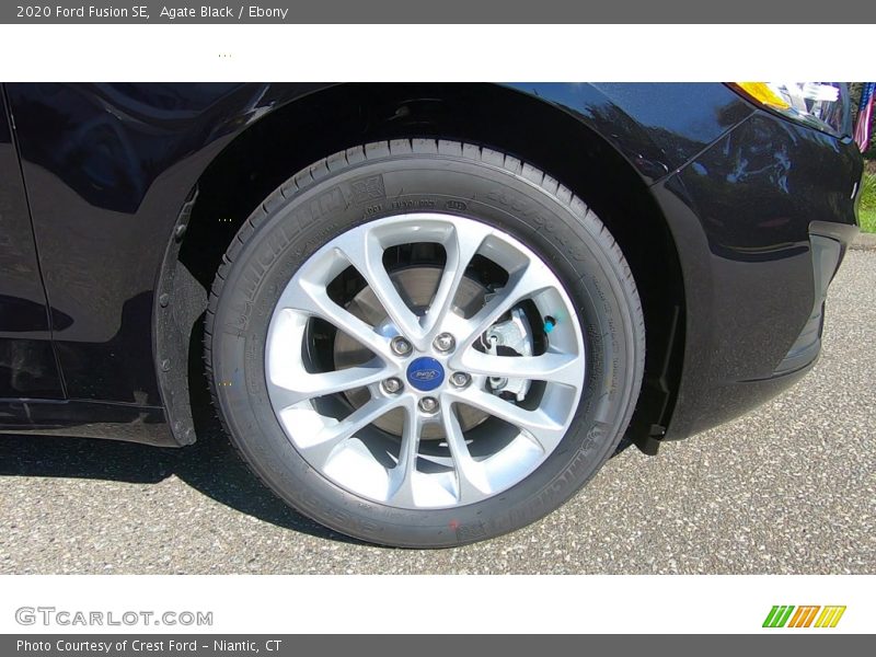 Agate Black / Ebony 2020 Ford Fusion SE