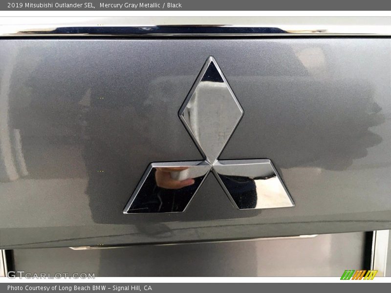 Mercury Gray Metallic / Black 2019 Mitsubishi Outlander SEL