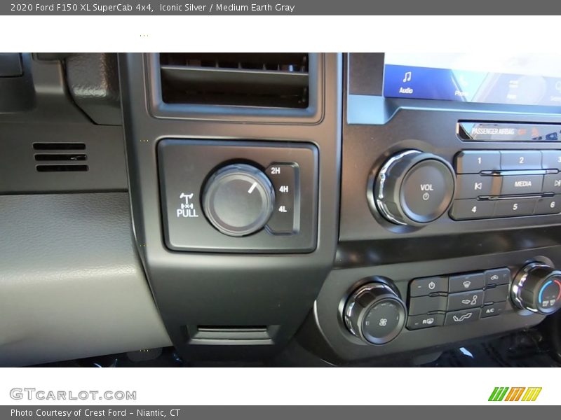 Iconic Silver / Medium Earth Gray 2020 Ford F150 XL SuperCab 4x4