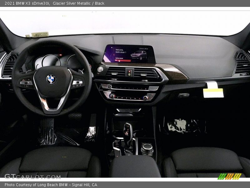 Dashboard of 2021 X3 sDrive30i