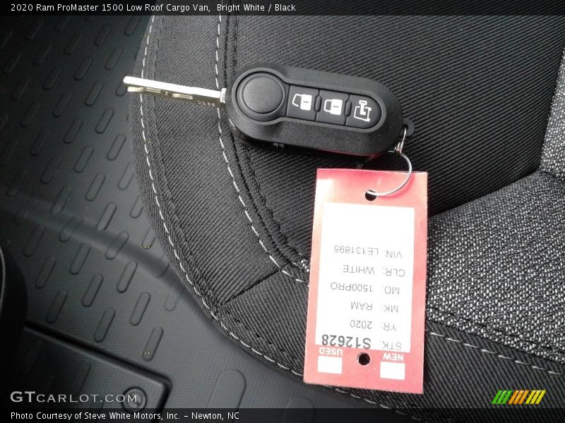 Bright White / Black 2020 Ram ProMaster 1500 Low Roof Cargo Van