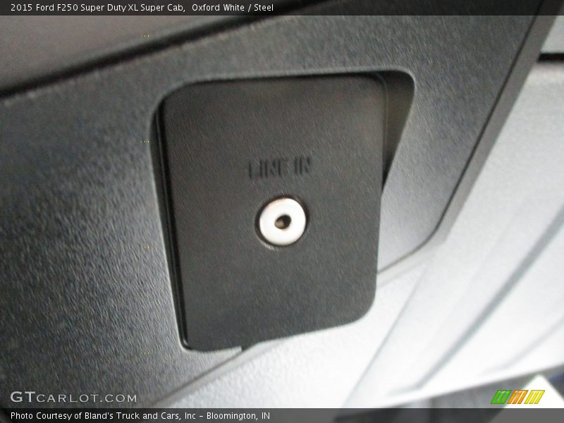 Oxford White / Steel 2015 Ford F250 Super Duty XL Super Cab