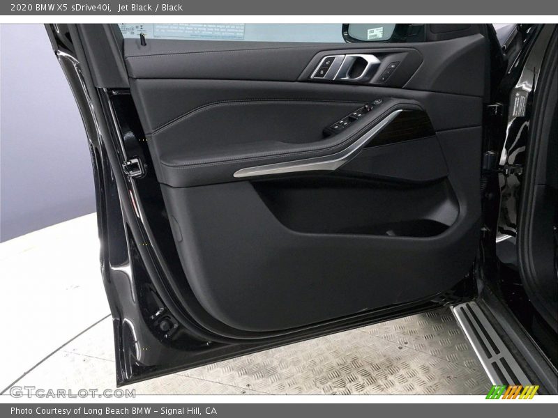 Jet Black / Black 2020 BMW X5 sDrive40i
