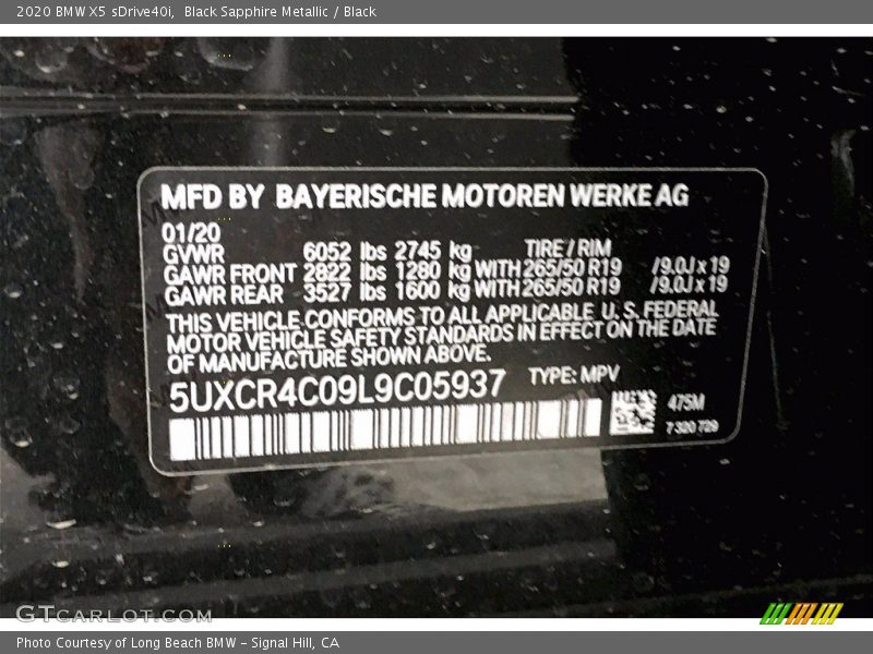 Black Sapphire Metallic / Black 2020 BMW X5 sDrive40i