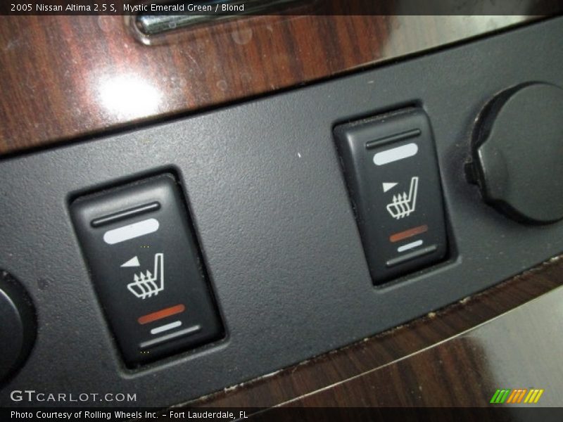 Mystic Emerald Green / Blond 2005 Nissan Altima 2.5 S