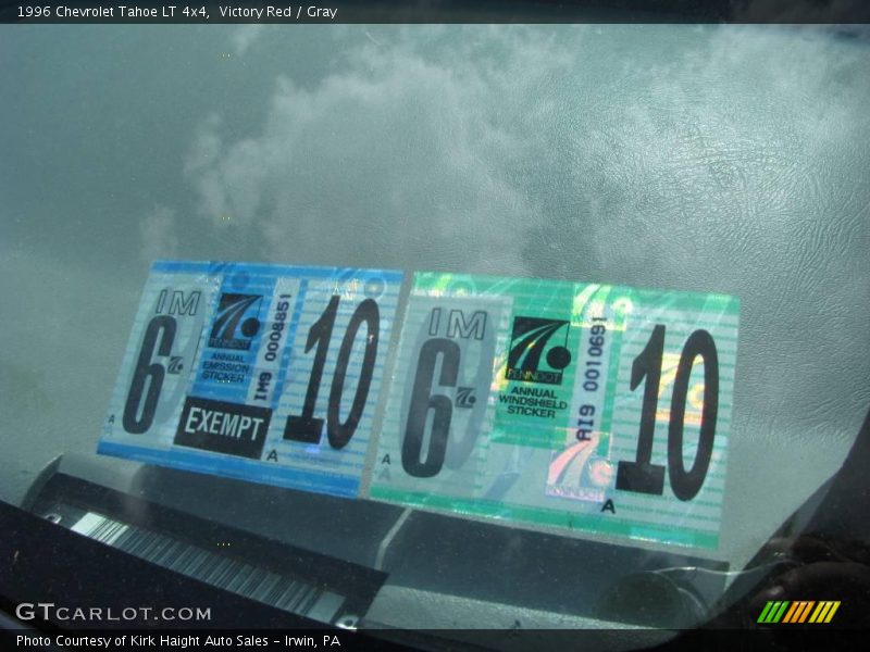 Victory Red / Gray 1996 Chevrolet Tahoe LT 4x4