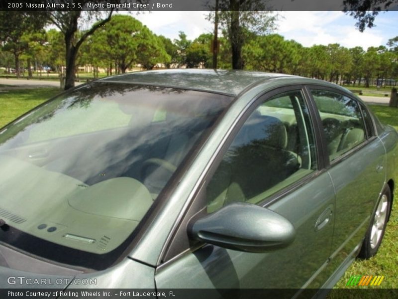 Mystic Emerald Green / Blond 2005 Nissan Altima 2.5 S