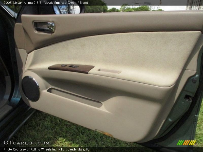 Mystic Emerald Green / Blond 2005 Nissan Altima 2.5 S