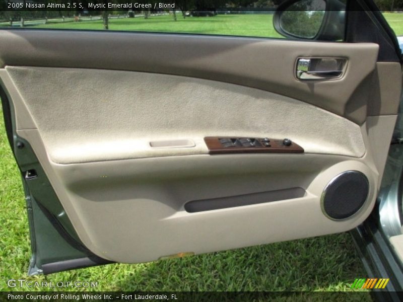 Mystic Emerald Green / Blond 2005 Nissan Altima 2.5 S
