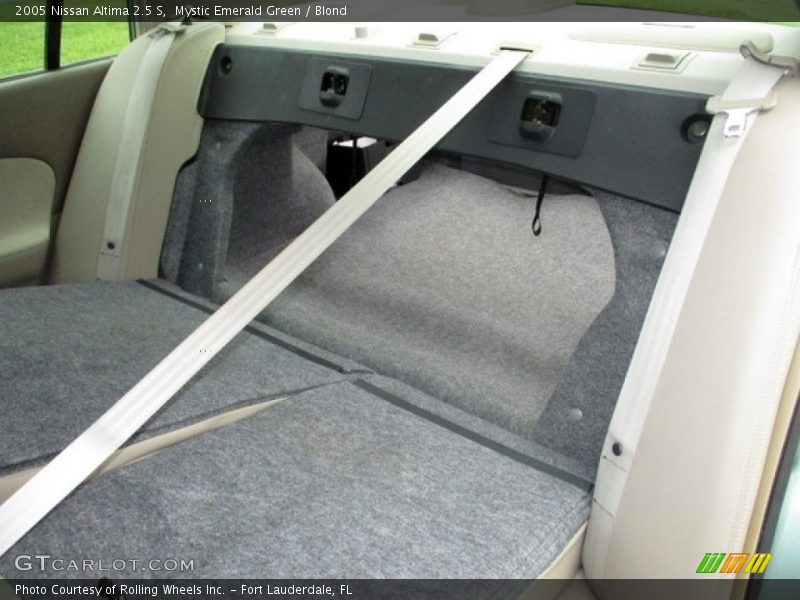Mystic Emerald Green / Blond 2005 Nissan Altima 2.5 S