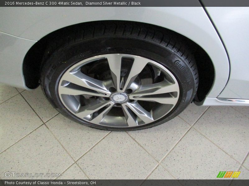 Diamond Silver Metallic / Black 2016 Mercedes-Benz C 300 4Matic Sedan