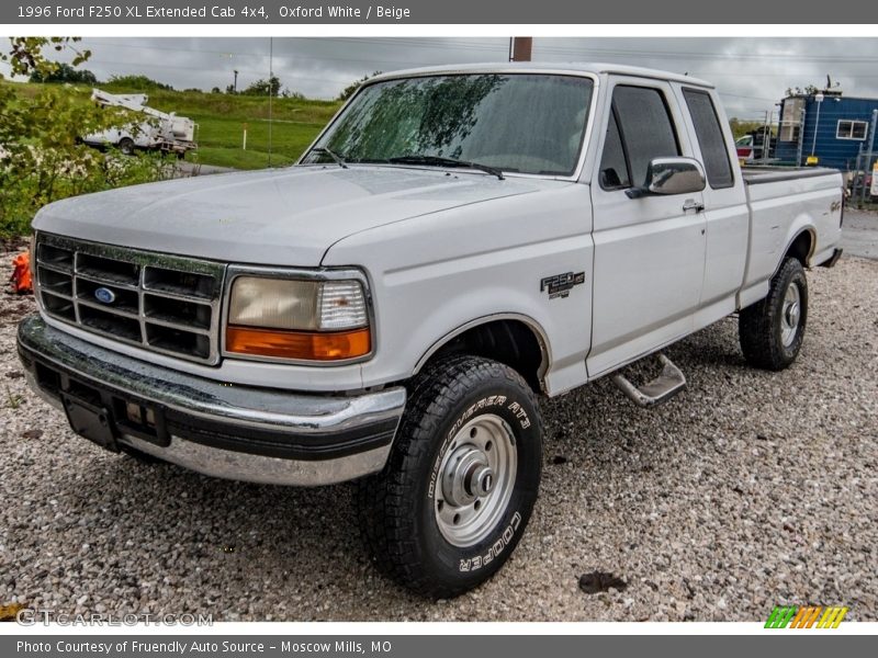 Front 3/4 View of 1996 F250 XL Extended Cab 4x4