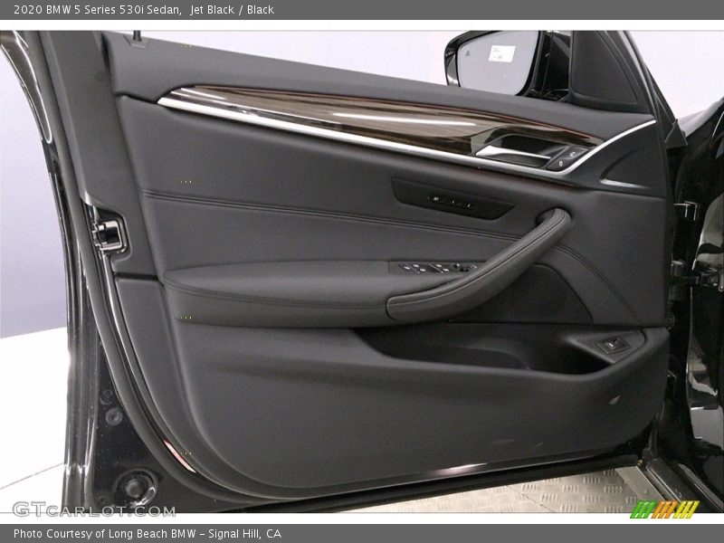 Jet Black / Black 2020 BMW 5 Series 530i Sedan