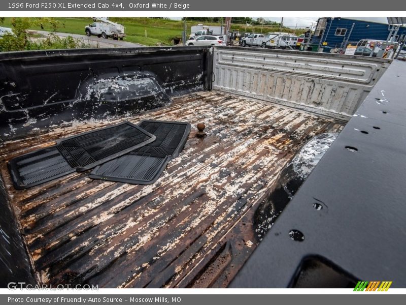 Oxford White / Beige 1996 Ford F250 XL Extended Cab 4x4