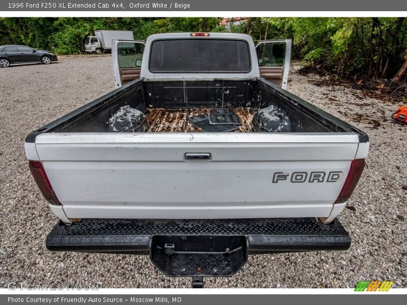 Oxford White / Beige 1996 Ford F250 XL Extended Cab 4x4