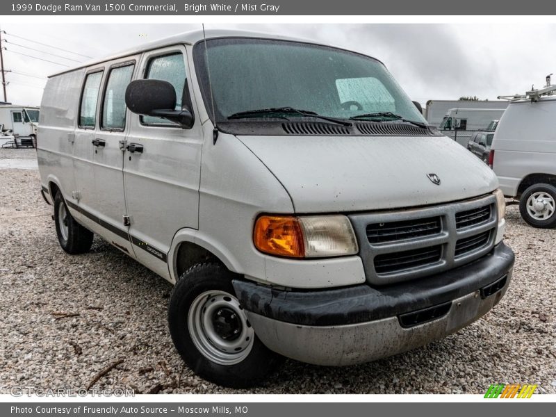 Front 3/4 View of 1999 Ram Van 1500 Commercial