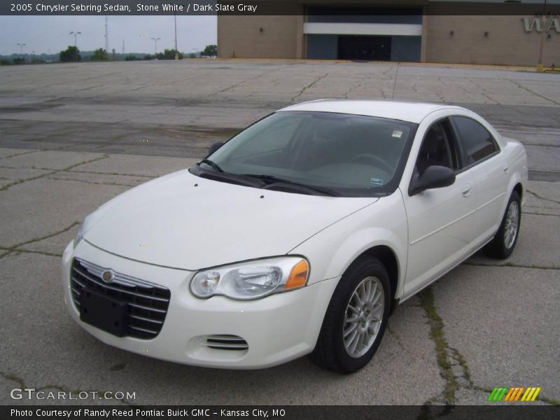 Stone White / Dark Slate Gray 2005 Chrysler Sebring Sedan