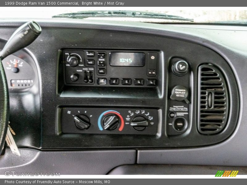 Controls of 1999 Ram Van 1500 Commercial