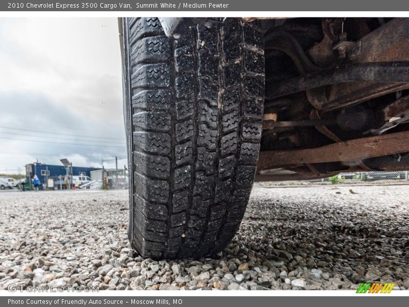 Summit White / Medium Pewter 2010 Chevrolet Express 3500 Cargo Van