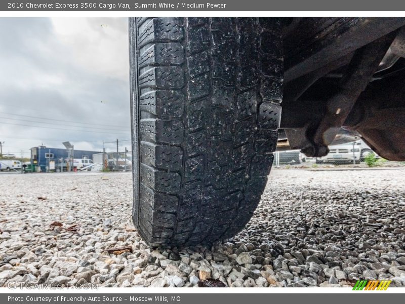 Summit White / Medium Pewter 2010 Chevrolet Express 3500 Cargo Van