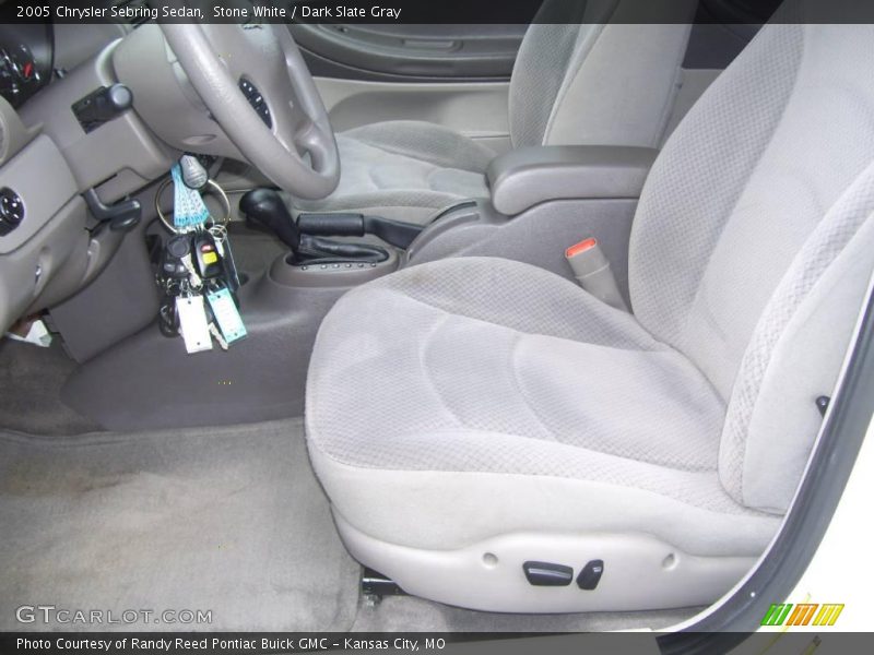 Stone White / Dark Slate Gray 2005 Chrysler Sebring Sedan