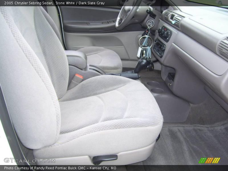 Stone White / Dark Slate Gray 2005 Chrysler Sebring Sedan