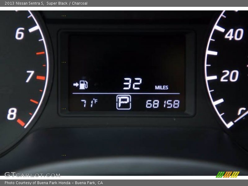 Super Black / Charcoal 2013 Nissan Sentra S