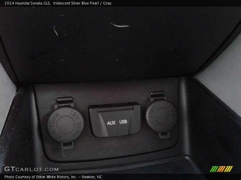 Iridescent Silver Blue Pearl / Gray 2014 Hyundai Sonata GLS