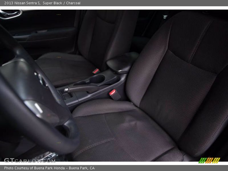 Super Black / Charcoal 2013 Nissan Sentra S