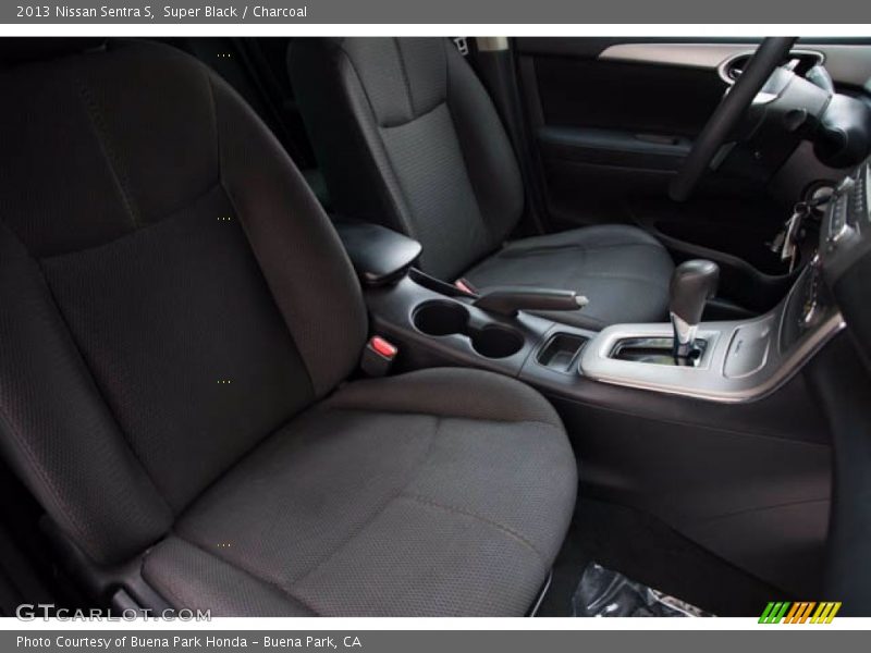 Super Black / Charcoal 2013 Nissan Sentra S